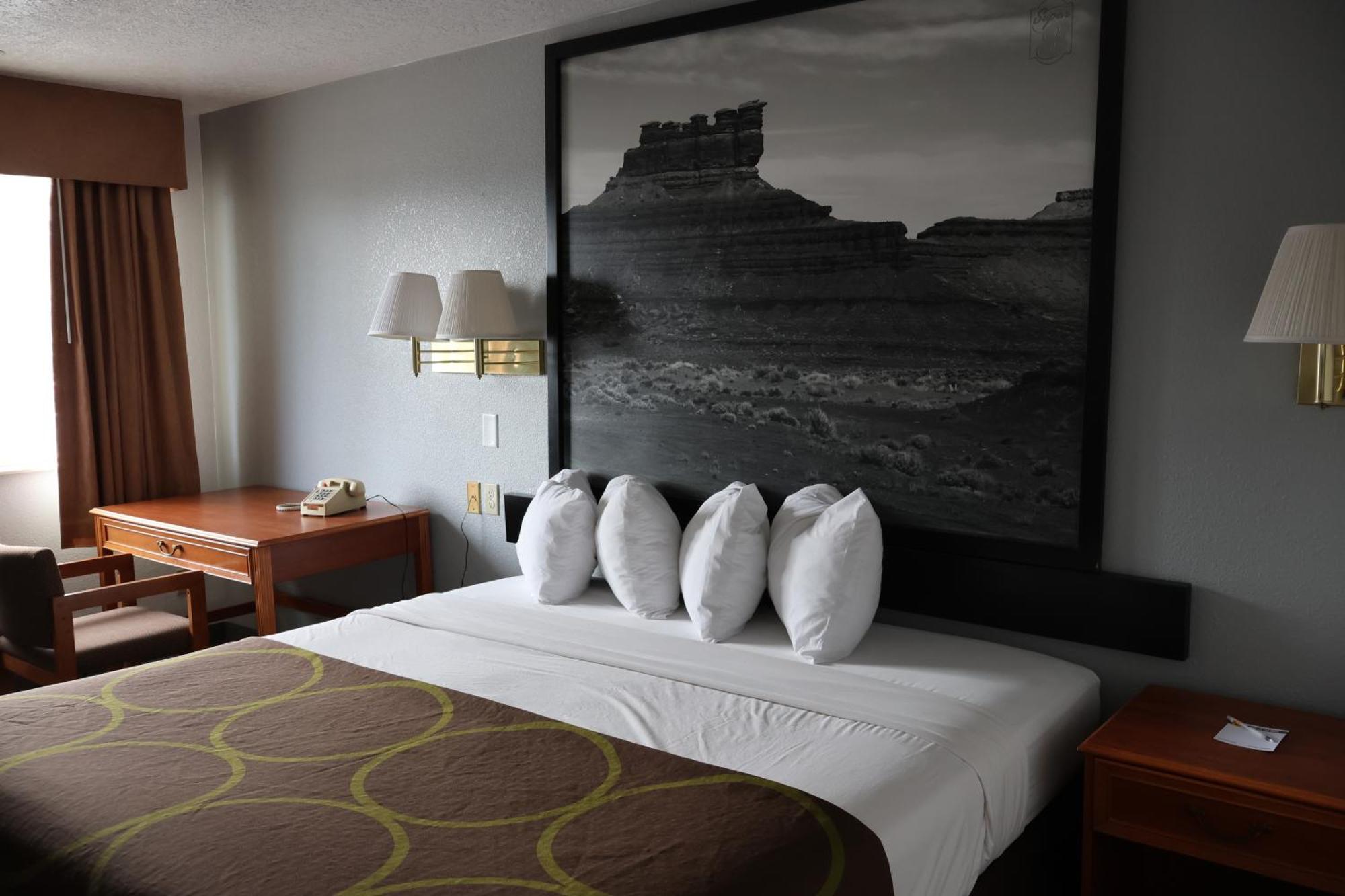 Super 8 By Wyndham Price Motel Dış mekan fotoğraf