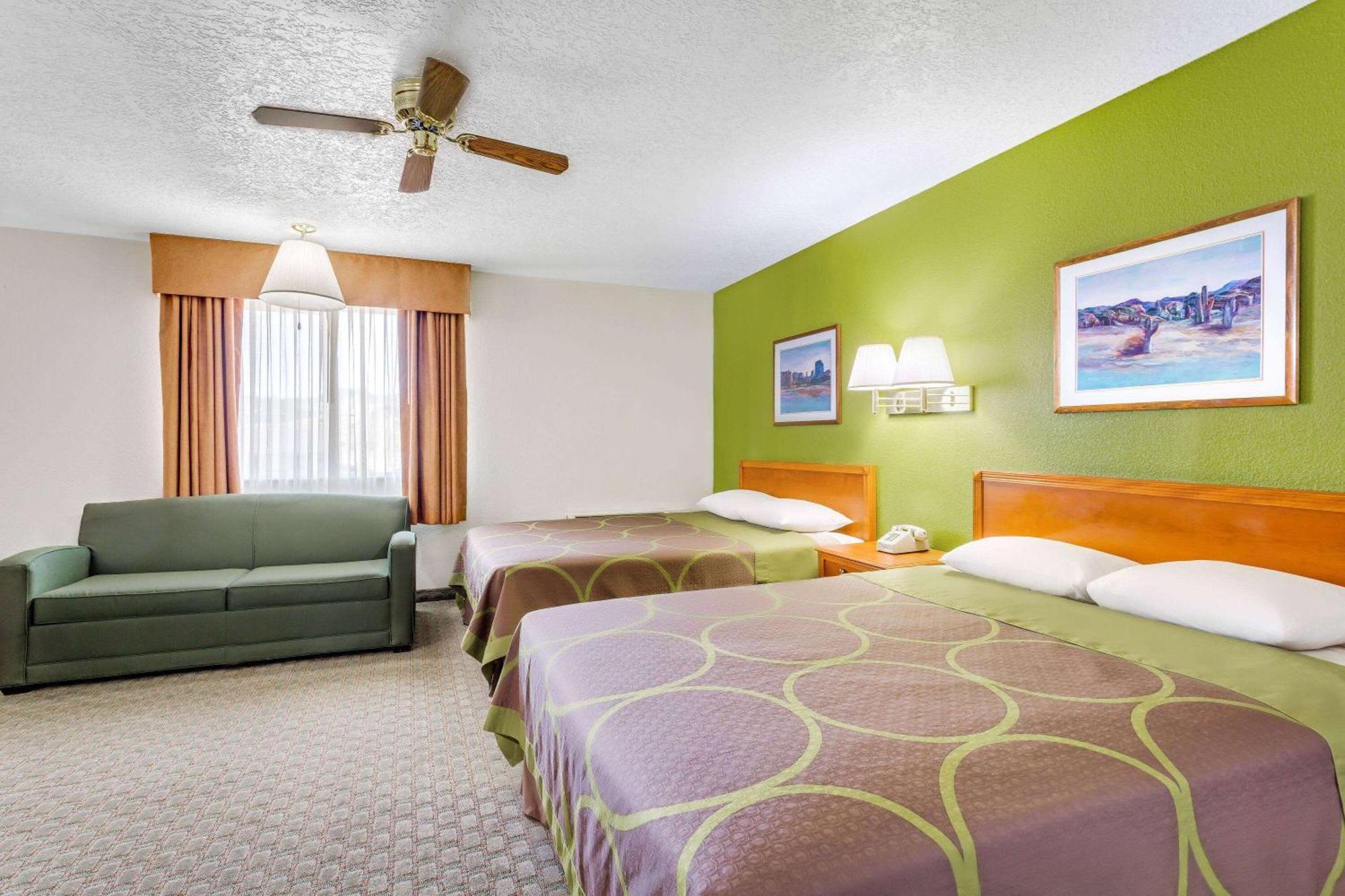 Super 8 By Wyndham Price Motel Dış mekan fotoğraf
